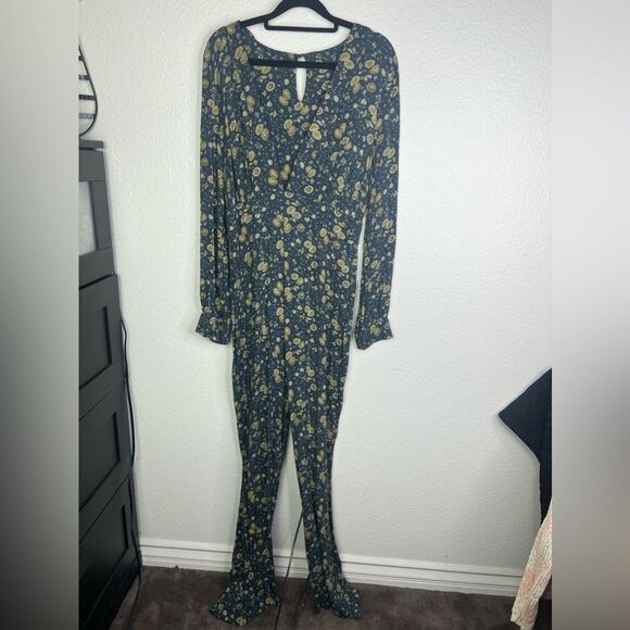 Free people some like it hot jumpsuit size - Picture 6 of 9